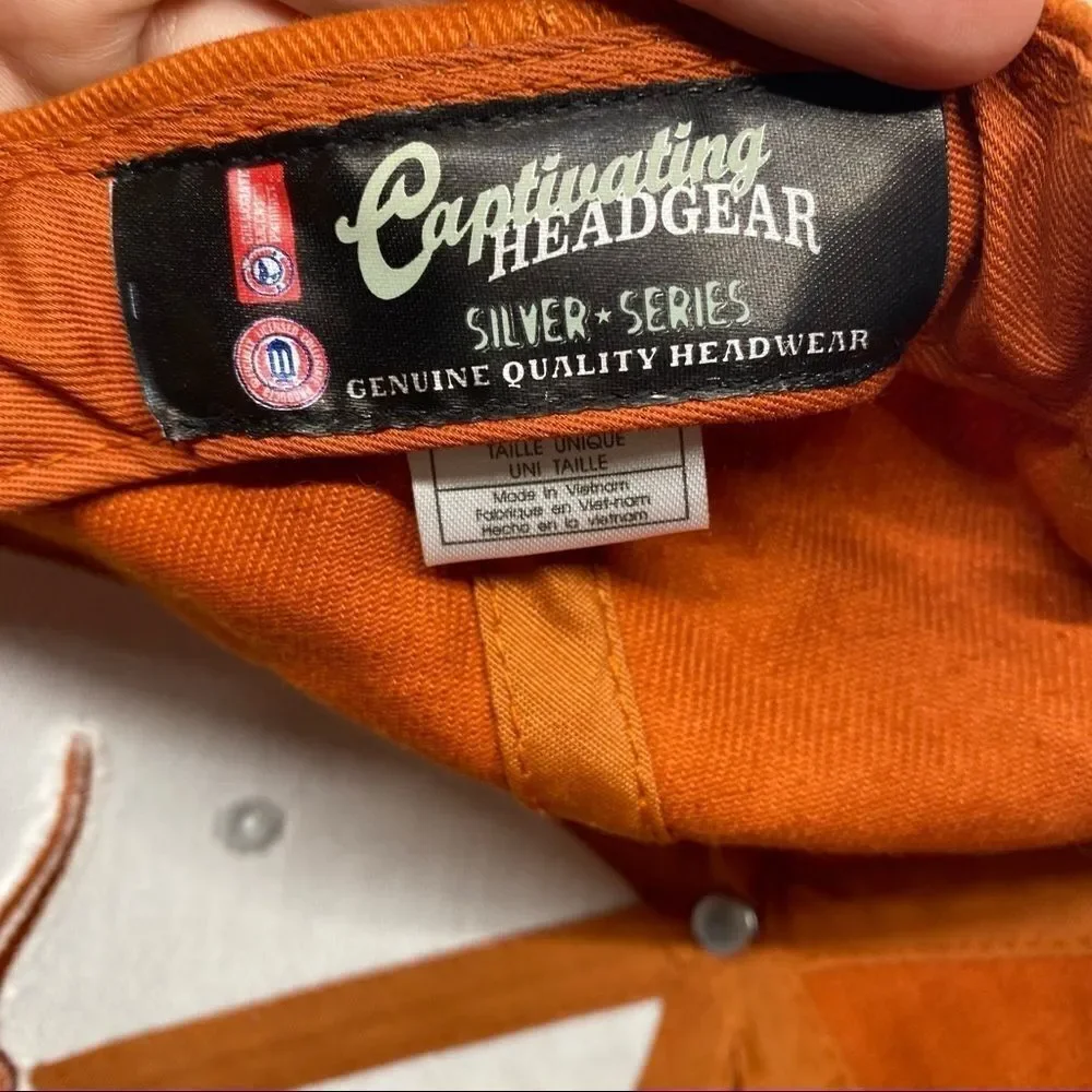 ‎Captivating Headgear Texas Longhorn Adjustable Cap